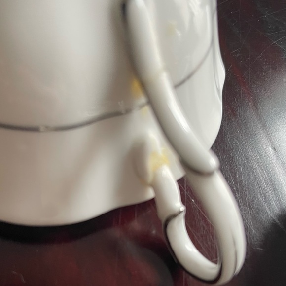 Queen Anne White & Silver Wide Mouth Teacup & Saucer - Picture 8 of 12